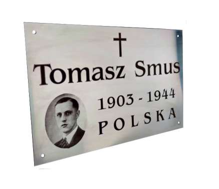 Фото Ритуальная металлическая табличка с портретом 300х200 мм