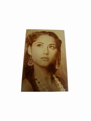 Фото Табличка портрет на дереве 100х70 мм